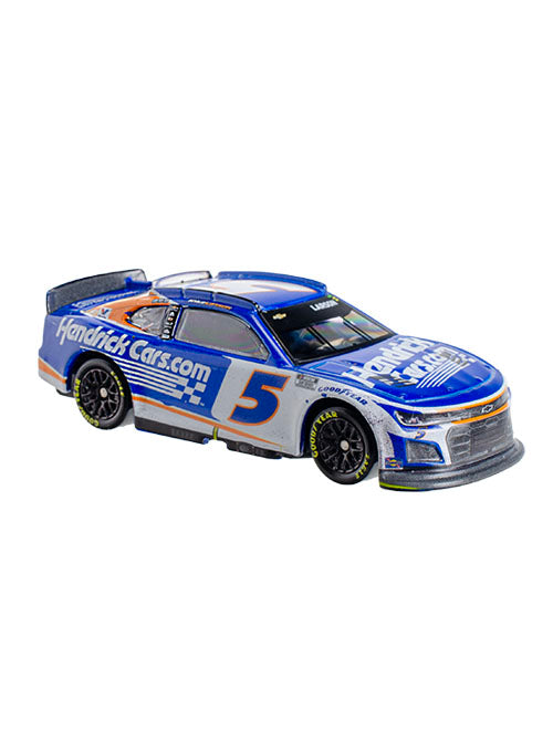 Kyle Larson & Jeff Gordon 1:64 Diecast Bundle Set - Kyle Larson Car Angled Front Right View